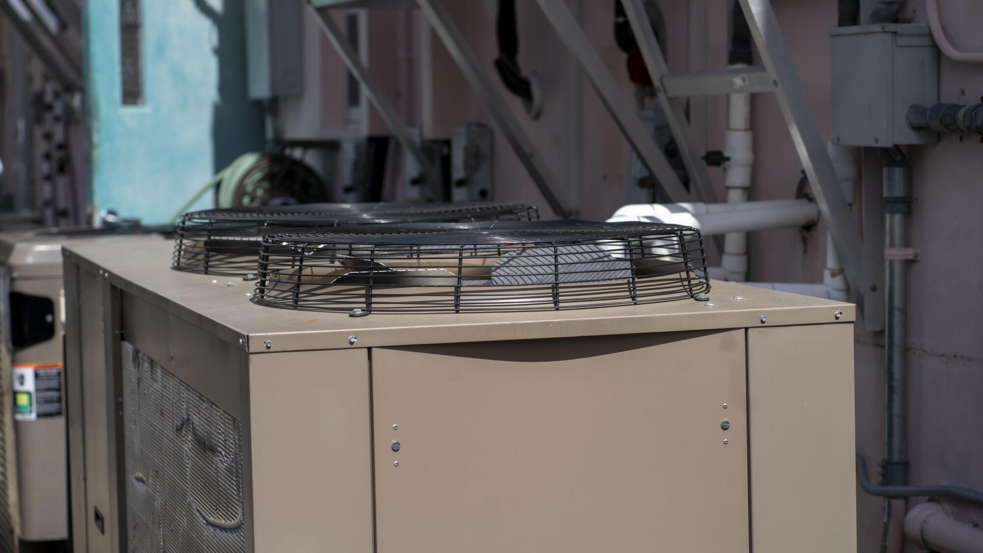 How an Emergency 24-Hour AC Service Can Save You From Summer Heatwaves in La Grange, KY